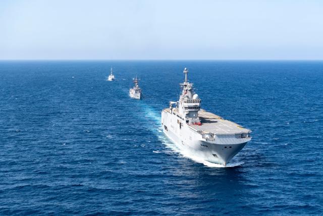 جانب من التدريب المشترك بين القوات البحرية المصرية والفرنسية 