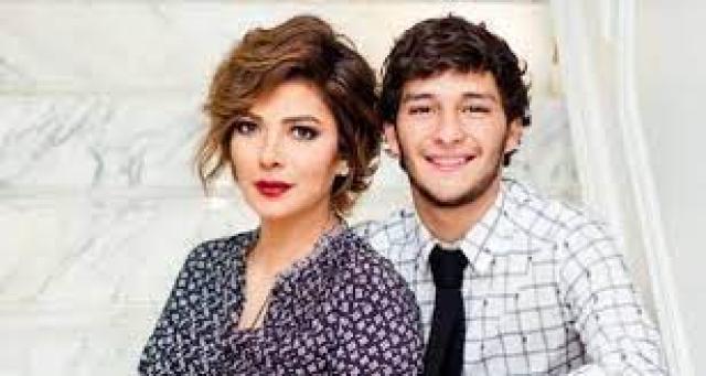 المطربة اصالة وابنها