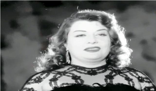 الفنانة ميمى شكيب