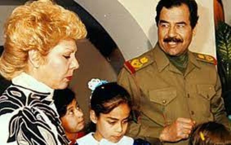 الرحل صدام حسين وزوجتة السيدة ساجدة