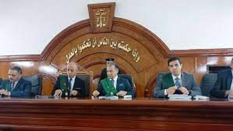 محاكمة رئيس جامعة دمنهور الأسبق