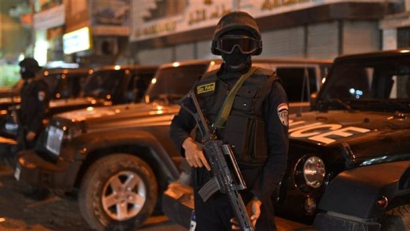 مصرع 3 عناصر إجرامية في تبادل لإطلاق النار مع الشرطة بدمياط