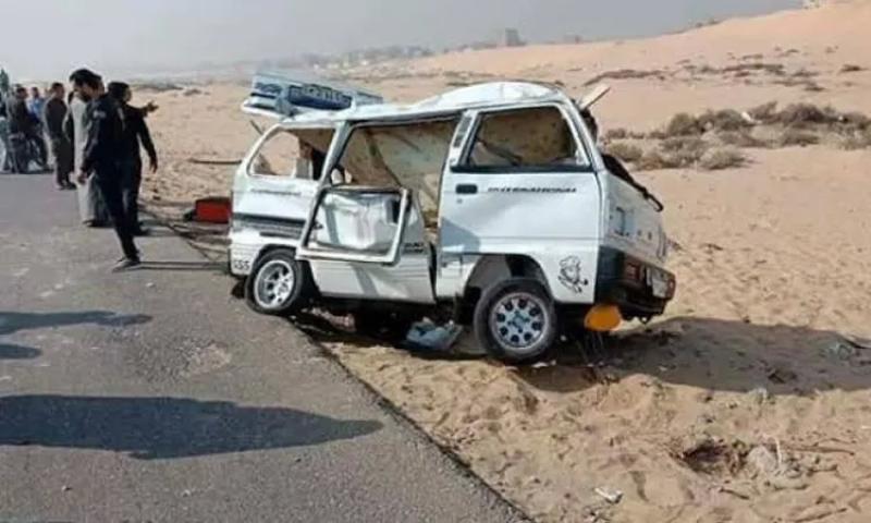 إصابة شخص إثر تصادم سيارتين بطريق القاهرة الفيوم الصحراوي