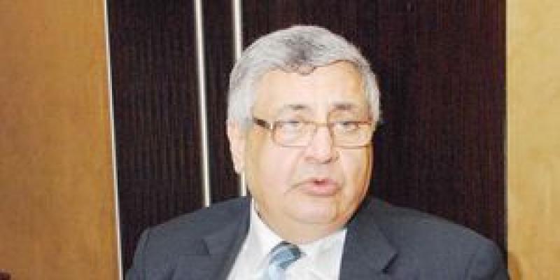 الدكتور عوض تاج الدين