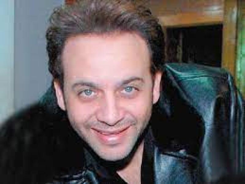 المطرب مصطفي قمر