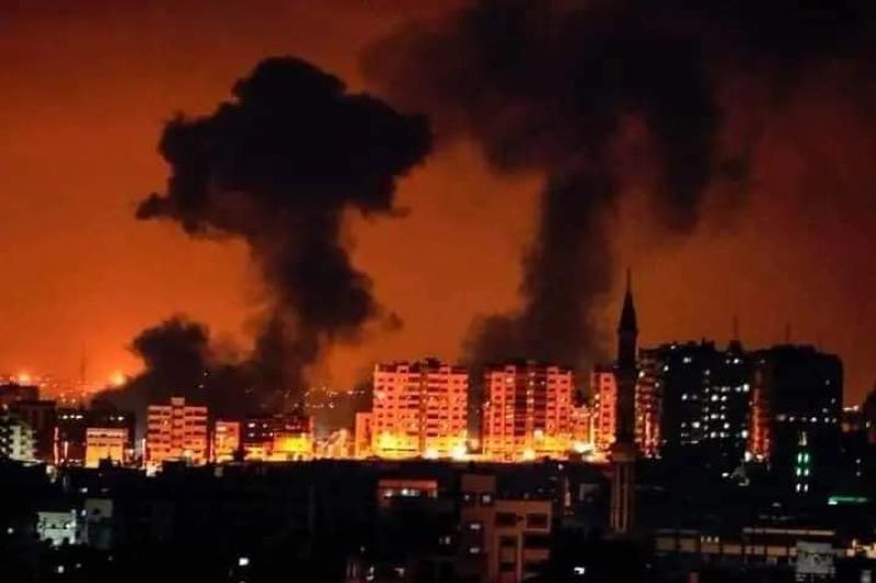 قصف متواصل علي غزة