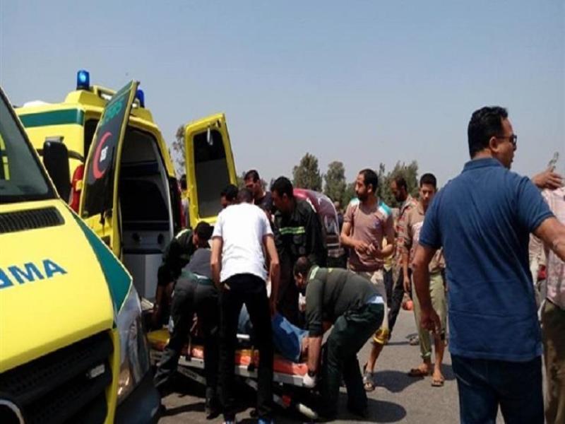 حادث مروري طريق مصر أسيوط يسفر عن وفاة شخصين وإصابة ثلاثة