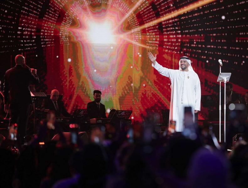 حسين الجسمي يعرض 22 أغنية من حفلة مفاجآت صيف دبي