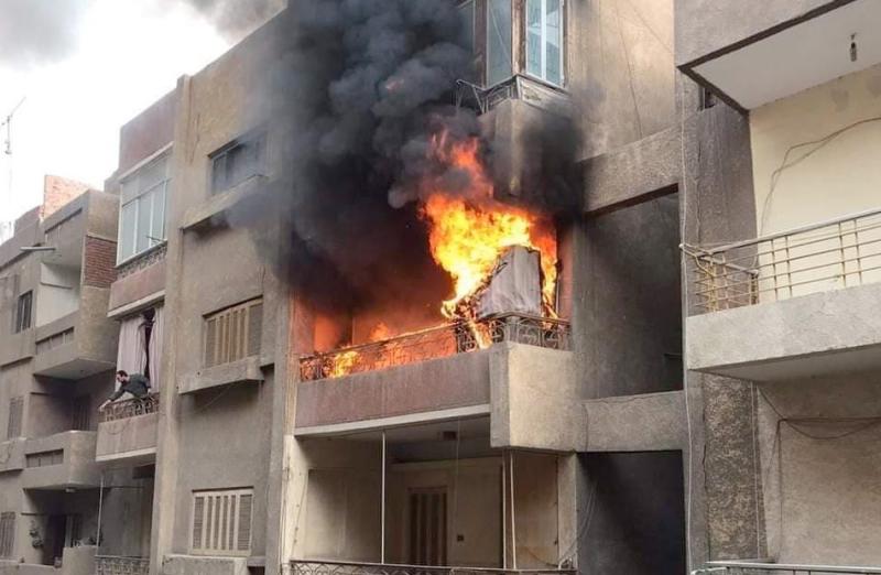 إصابة 3 أشخاص أثناء إخماد حريق منزلهم بسوهاج