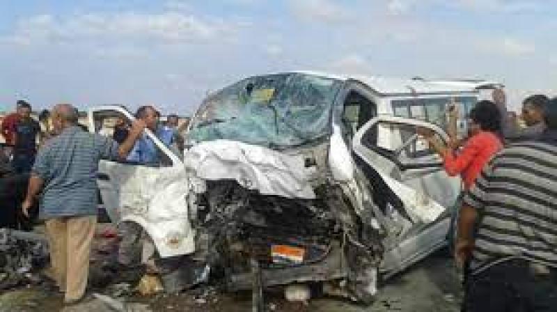 حادث مروع يودي بحياة 5 أشخاص وإصابة 9 في دمنهور ووفاة أب حزناً على نجله