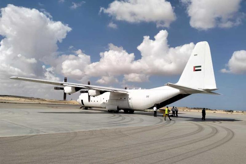 طائرة مساعدات عسكرية ألمانية تصل الأردن لإرسالها لقطاع غزة
