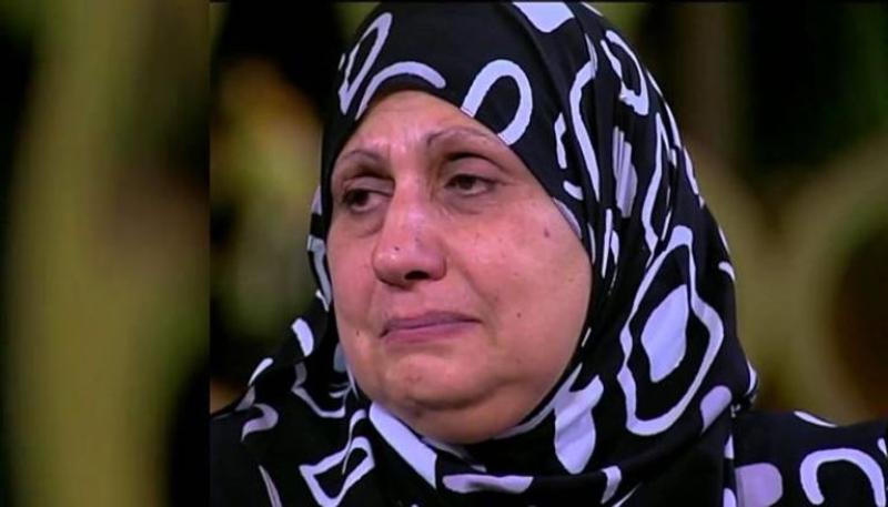 حكاية ماما فتحية  تبنت 34 قتاة وتفوز بجائزة بالملاين من صناع الأمل