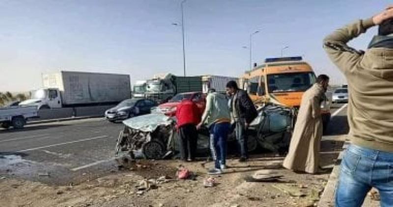 فاجعة على طريق أسيوط-سوهاج: مصرع طبيب وإصابة آخر في حادث تصادم مروع
