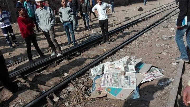 مصرع سيدة وإصابة طفلها في حادث مروع مع قطار في دسوق