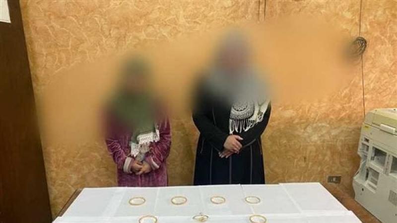 القبض على سيدتين في الإسكندرية لممارسة أنشطة مخالفة للآداب خلال رمضان