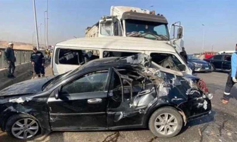 إصابة 6 أشخاص في تصادم 3 سيارات على طريق طنطا - كفر الشيخ الدولي بالغربية