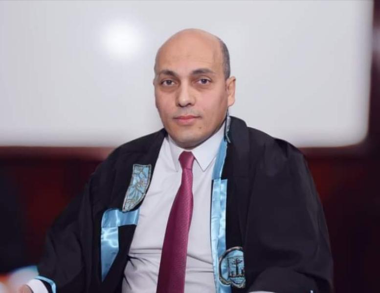 دكتور عمرو حلويش