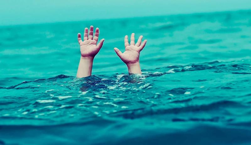حادث غرق مأساوي لطفل في حمام سباحة بمنطقة وادي حوف