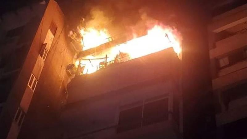 السيطره على حريق نشب داخل شقة دون إصابات في العمرانية