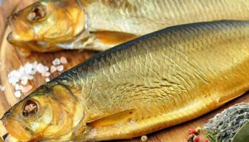 دراسة تكشف مخاطر تناول الأسماك المملحة على الصحة العامة للجسم