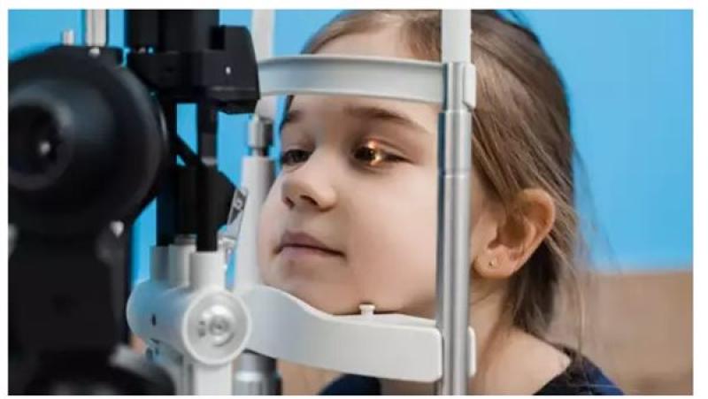 للأطفال في عمر النمو.. أفضل نظام غذائي لصحة الأعين