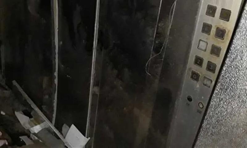 سقوط أسانسير بشخص من الطابق السادس بالمنصورة