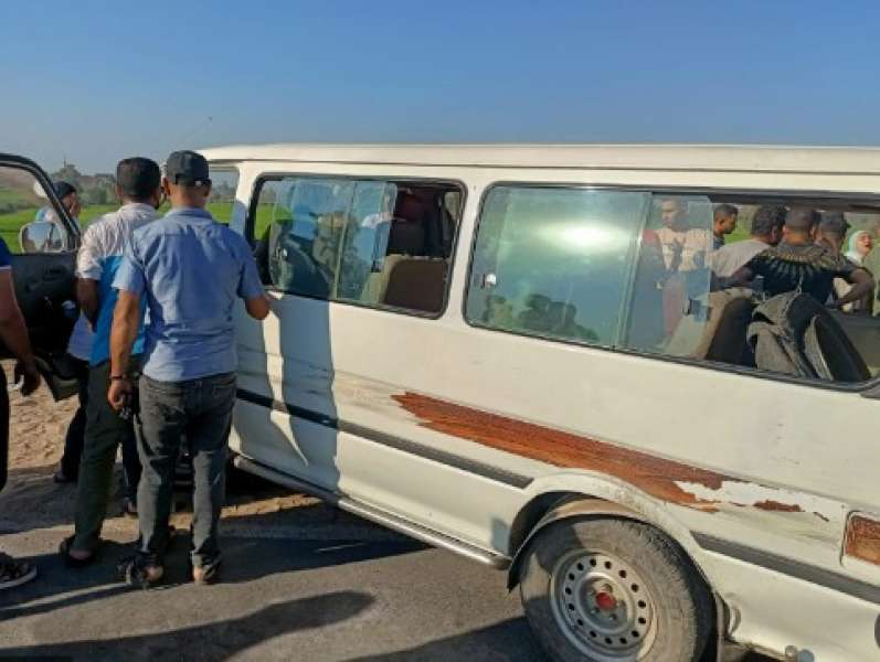 القبض على سائق ميكروباص في الجيزة بسبب رفع الأجرة