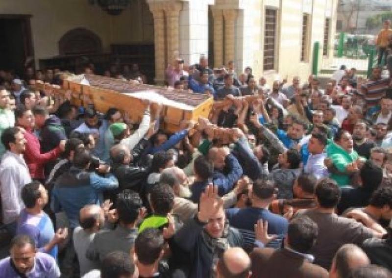 مقتل طفل على يد والده بالدقهلية و عودة سيدة للحياة في بني سويف قبل صلاة الجنازة عليها