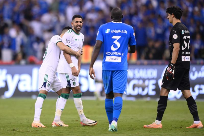 الهلال والأهلي السعودي