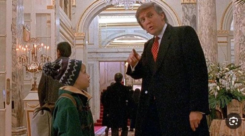 قصة ظهور ترامب في ”Home Alone 2” عام 1992: