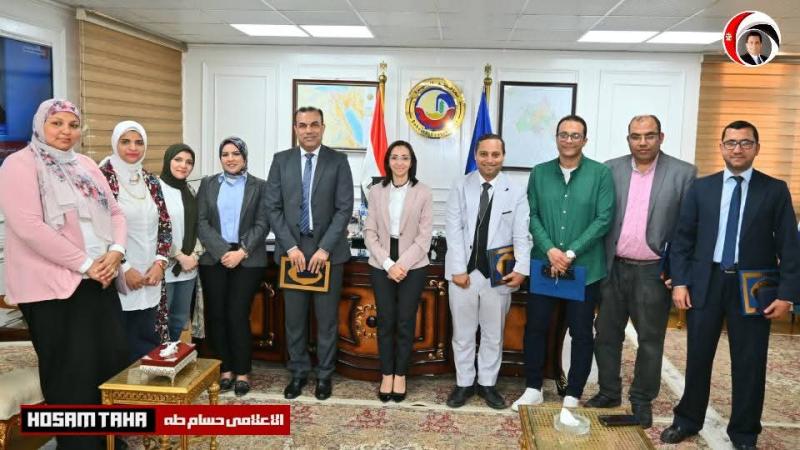 محافظ البحيرة تكرّم الفريق الطبي بمستشفى صدر دمنهور