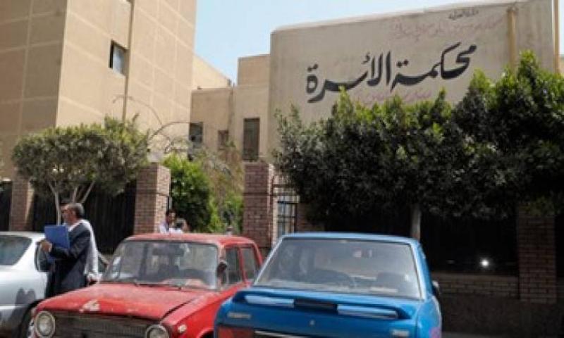 شيماء تطلب خلع زوجها: طلع حرامي وفيسبوك فضحه