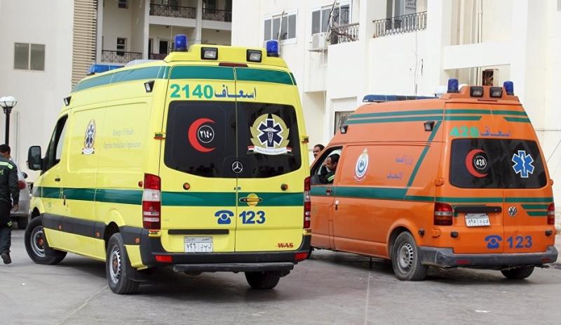 إصابة 9 أشخاص في حادث تصادم ميكروباص وسيارة نقل بالفيوم