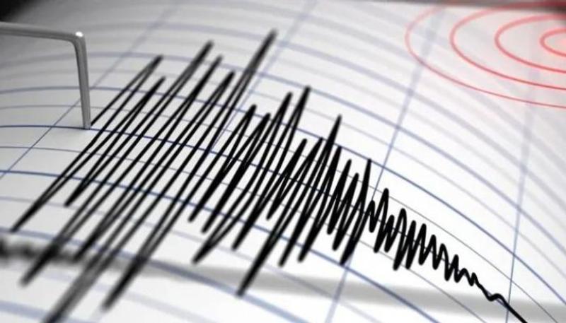 زلزال مفاجئ يهز القاهرة والجيزة.. هزة أرضية قصيرة تثير الذعر بين المواطنين-تفاصيل