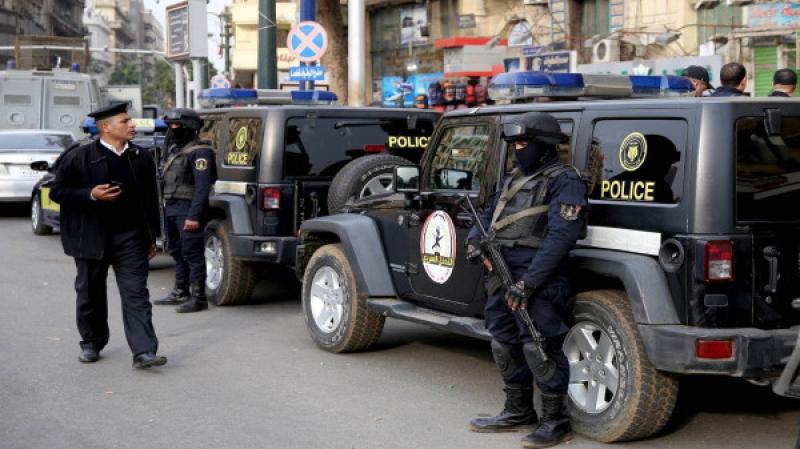 حملة أمنية ضخمة تُسفر عن مصرع عنصرين وضبط 470 كيلو مخدرات و35 قطعة سلاح بسوهاج وعدة محافظات