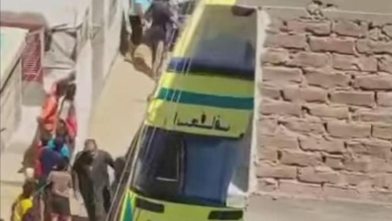 “رصاصات الأب في بطن الابن”.. أبو حزام تنزف من جديد بسبب الشابو