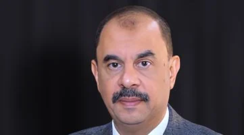 محافظ سوهاج يتابع معدلات الأداء في ملف التصالح على مخالفات البناء وإزالة المعوقات