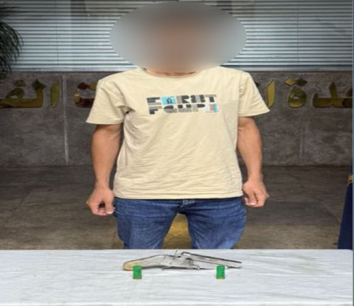 القبض على بلطجي فرض إتاوات على ملاك شقق تحت التشطيب بالتجمع الأول مستخدمًا سلاح ناري