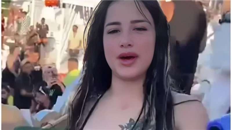 بأمر القانون  إيداع البلوجدر القاصر بدار رعاية تمهيدًا لمحاكمتها بتهمة التحريض على الفسق والفجور