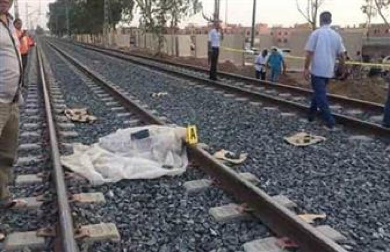 مصرع ”فني تحاليل” تحت عجلات القطار في مركز المراغة بسوهاج