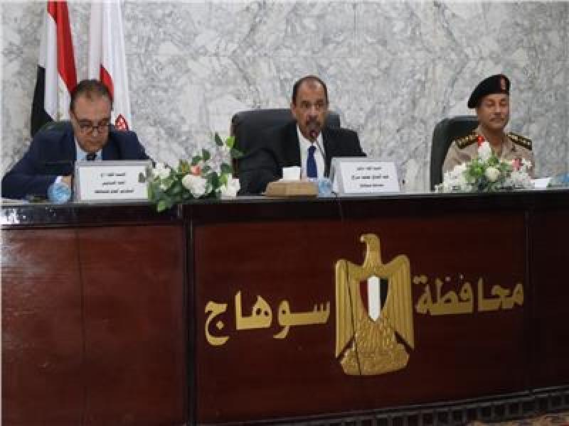 محافظ سوهاج يبحث الاستعدادات النهائية لانتخابات الشيوخ