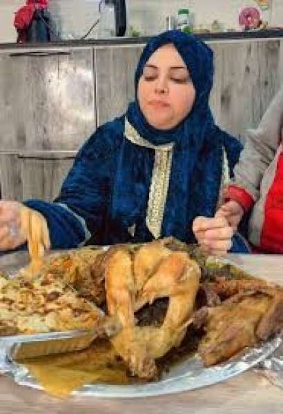 بلاغ  يتهم نجلاء عطا الشهيرة بـ”نوجا” بتهمة خدش الحياء العام وتشويه صورة الأسرة المصرية