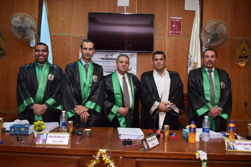 الباحث فهد فكري بلوم يحصل على درجة الماجستير في «تأثير الترند على القرارات» من جامعة سوهاج
