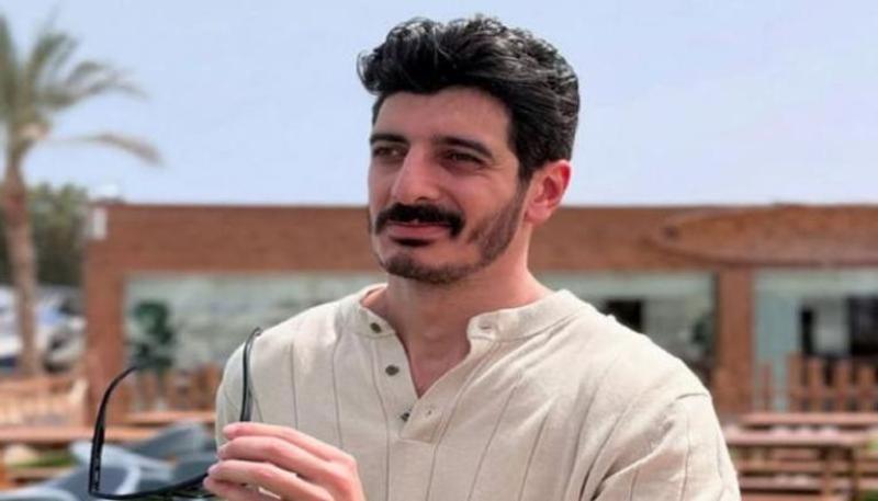 ترحيل ”شاكر محظور” محبوسا  إلى سجن النهضة بتهم نشر الفسق والإساءة للقيم الأسرية