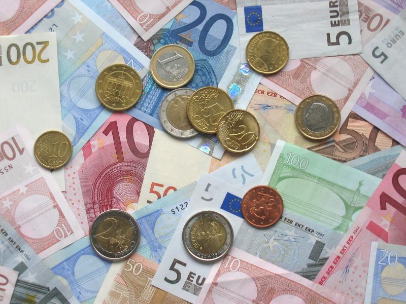 تراجع العملة الأوروبية.. سعر اليورو اليوم الأحد 17 أغسطس 2025 في البنوك