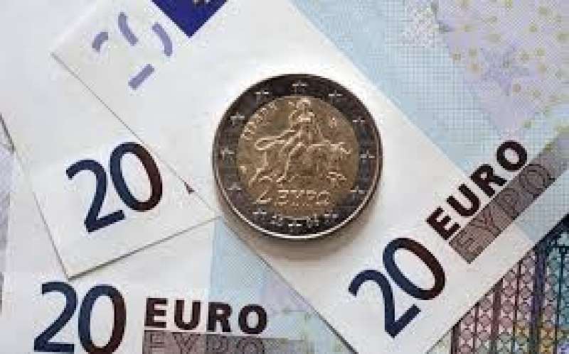 تباين العملة الأوروبية.. سعر اليورو اليوم الإثنين 18 أغسطس 2025 في البنوك