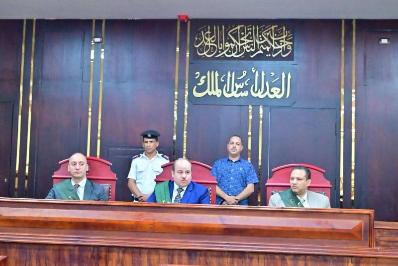 محكمة جنايات الأقصر تقضي بسجن المعتدي على طبيب التخدير ثلاث سنوات وتؤكد حماية الكوادر الطبية