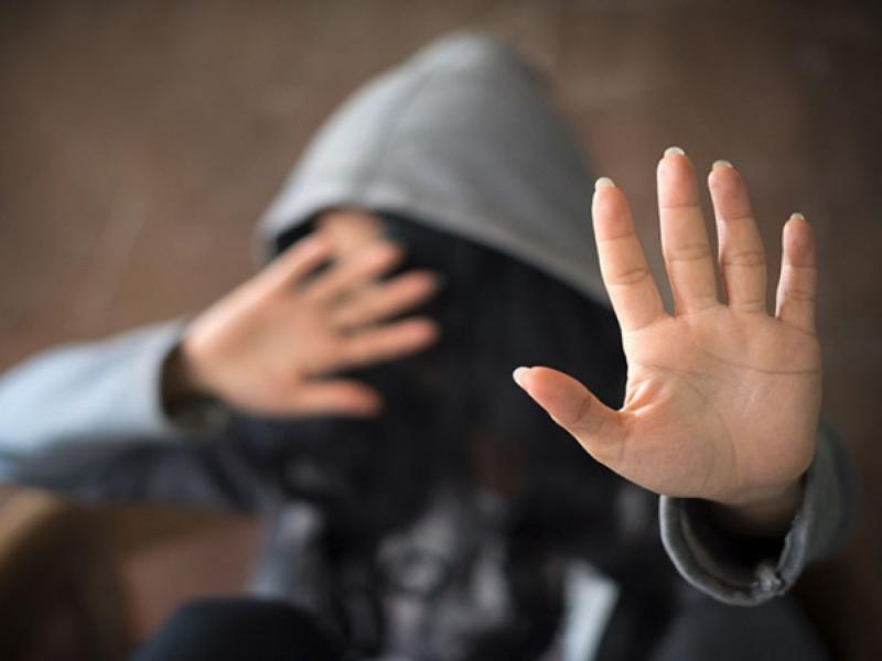 صور وفيديوهات خادشة للحياء في مكتب المدير..فضيحة جنسية في بداية العام الدراسي