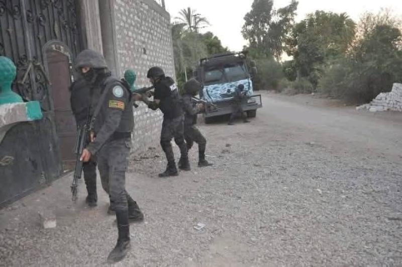 حملة أمنية تقتل 6 عناصر إجرامية من نفس العائلة في نقادة بقنا