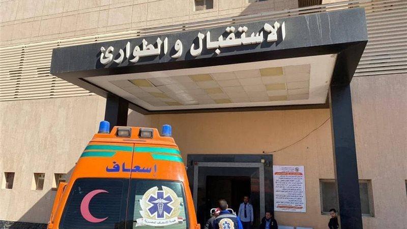 صاروخ يخترق بطن عامل أثناء عمله في ورشة موتوسيكلات بسوهاج